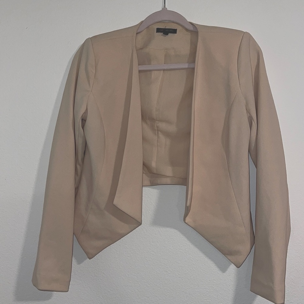 Short suit jacket size S ivory